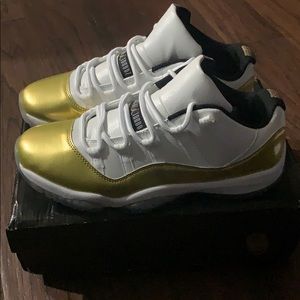 Air jordan 11 size 10 men